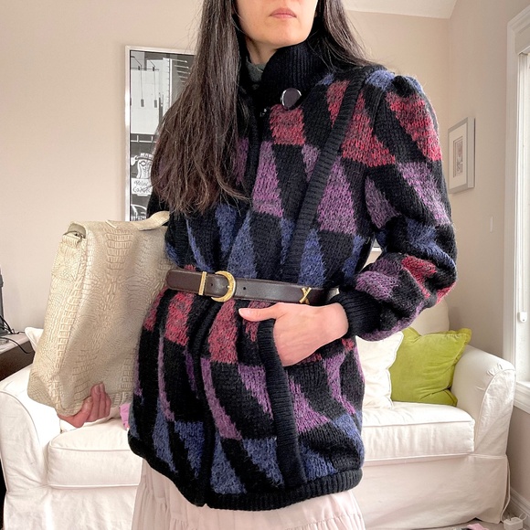Vintage knit jacket with geometric triangle colourful pattern - Picture 4 of 16